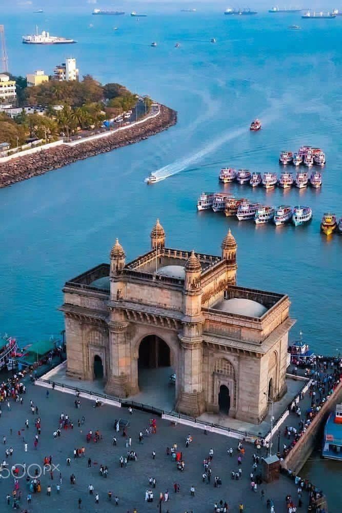 Top 10 Places to Visit in Mumbai for First-Time Tourists